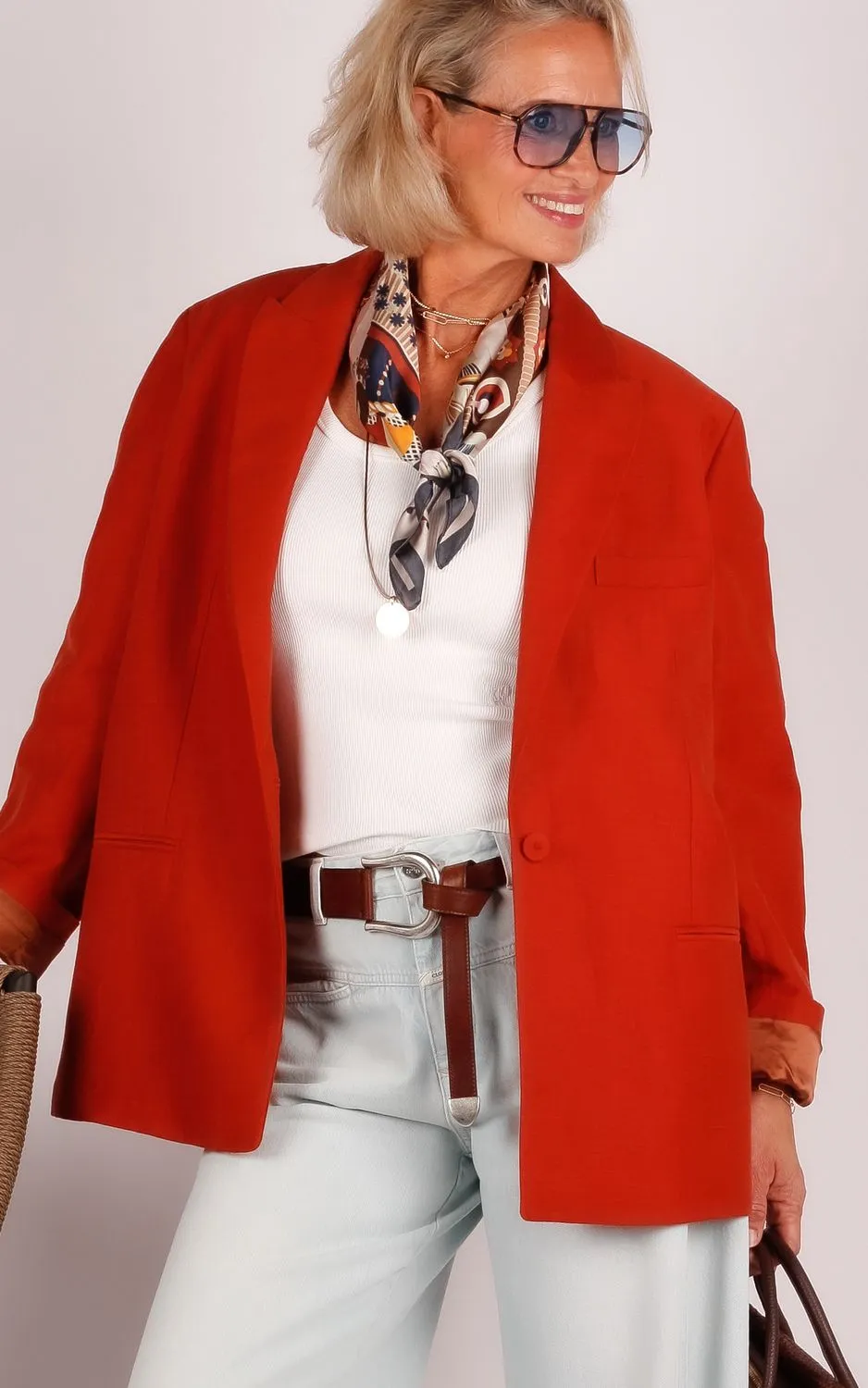 closed-c97471-53c-22-brick-red Closed Closed blazer C97471-53C-22 Brick red
