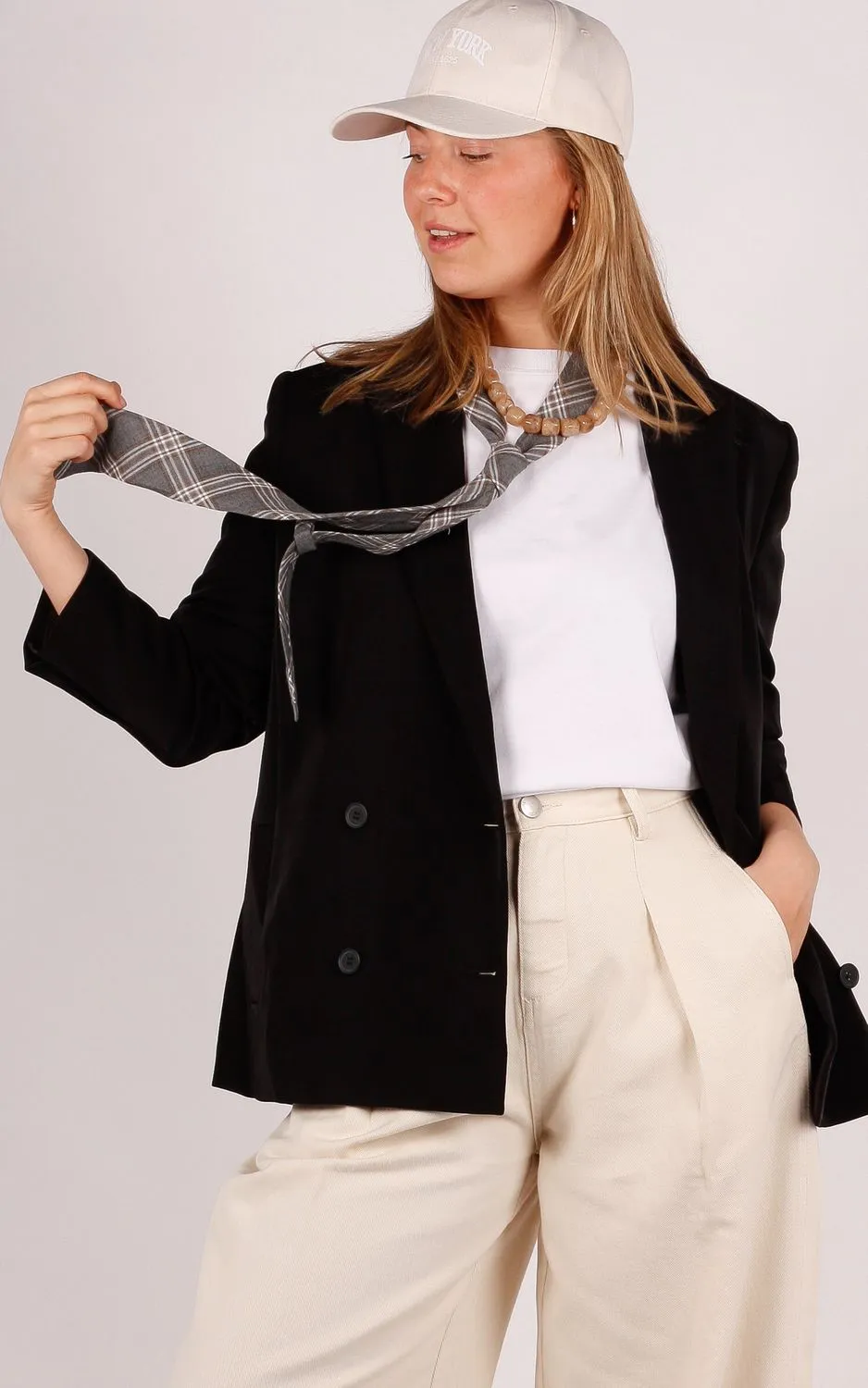 samsoe-samsoe-f21100124-zwart-6 Samsoe samsoe Samsøe Samsøe Hoys blazer