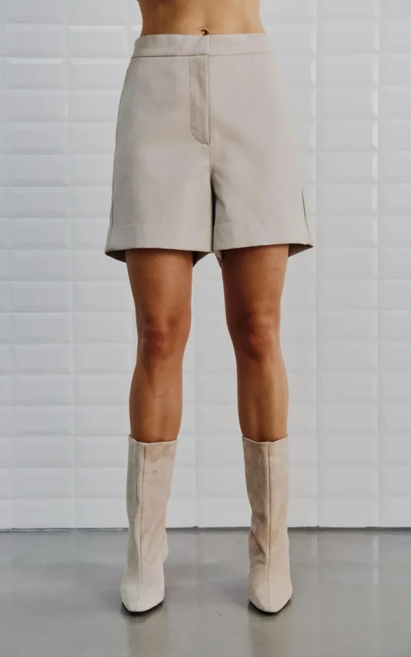 Withblack With Black Anni vegan shorts